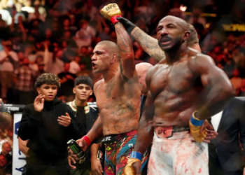 Aspinall vs Pereira: UFC Heavyweight Showdown Preview and Analysis