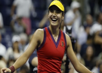 Kerber vs Shnaider Prediction: Who Will Win the Match?