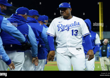 Salvy Perez Contract Details: How much is the catcher getting paid and whats the latest update on his deal?