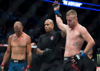 Find out who is the highest paid boxing referee in the world now!