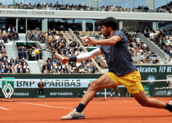 Wimbledon 2024: Swiatek vs Vondrousova Prediction and Betting Tips