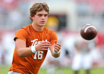 Whats the average QB height? Find out what experts say about this topic!