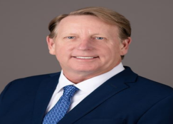 Who is Dave Van Horn?  A Look into His Career and Achievements!