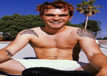 Jon Jones Tattoo Guide: A Look at All His Ink (Easy to Understand Explanation of His Tattoos)