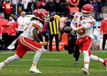 Mixon or Pacheco for Your Team? Check Out This Side-by-Side Comparison!