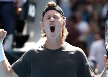 Bouzkova vs Baptiste: Head-to-Head! Quick Predictions Inside