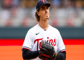 Ice Baseball Whats That? Discover the Newest Sport Craze!