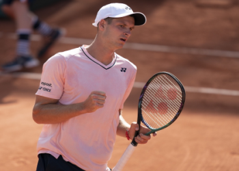 Moutet vs Paul Prediction and Match Analysis, Get the Edge!