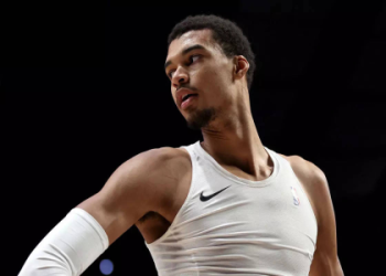 LeBron James Wingspan: Is It the Key to His All-Star Basketball Success?