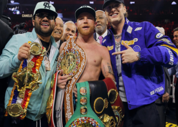 How much did Munguia make vs Canelo? Fighter pay revealed!