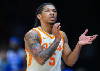 Thinking about whether to drop Keaton Mitchell? Analyze his performance and injury update first.