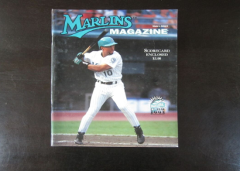 Checking Out the 2001 Marlins Roster,the completed player list detail.