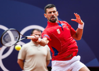 The Official Novak Djokovic Signature: Everything You need to know before you buy (buying tips)