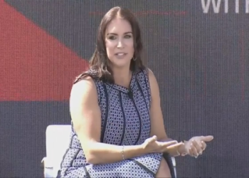 Stephanie McMahon Boobs:Real or Fake,Whats everyone saying about Stephanie?