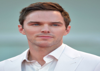 Which Conor McGregor haircut is the coolest? Explore his top styles before your next trim.