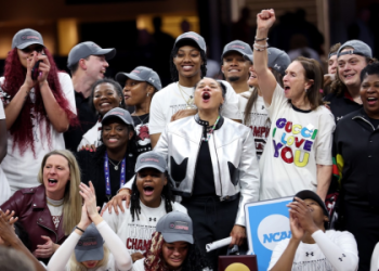Is there a picture of dawn staley wife available anywhere? Get the real story right now.