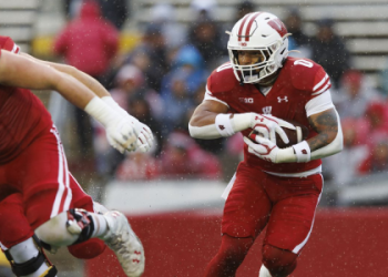 Who starts for the Badgers? Check out the updated Wisconsin Badgers depth chart before the next game.