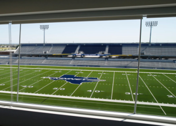 Planning to watch a Horned Frogs game? Know the actual TCU stadium capacity before you arrive.