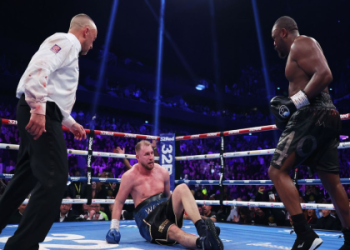 Where can I find the latest Joe Joyce vs Derek Chisora odds? Compare the top bookie prices easily.