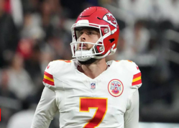 Remembering the famous Buffalo Bills Super Bowl teams: Key players and moments from their championship bids.